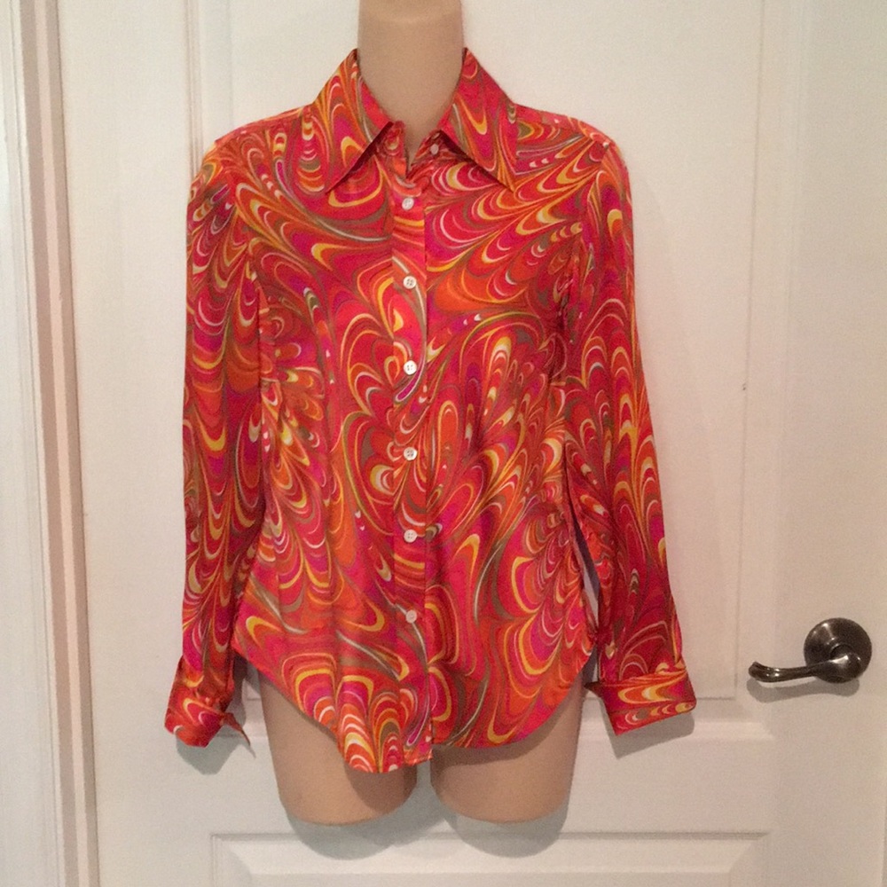 Gorgeous Tommy Hilfiger Fitted Silk Shirt